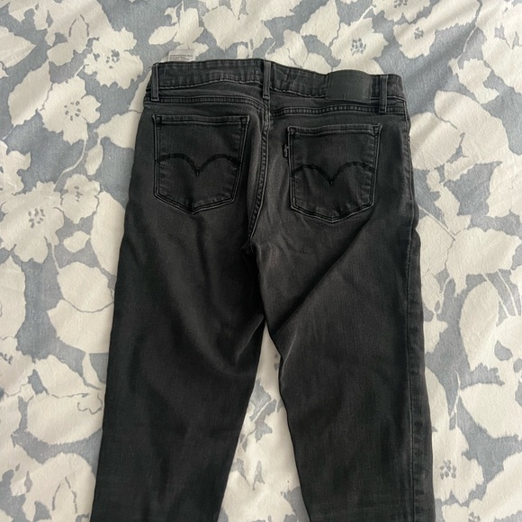 Levi’s 711 black skinny jeans with stretch - Picture 6 of 6